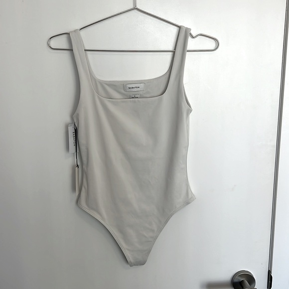 Aritzia Babaton Contour Tank - Picture 2 of 3